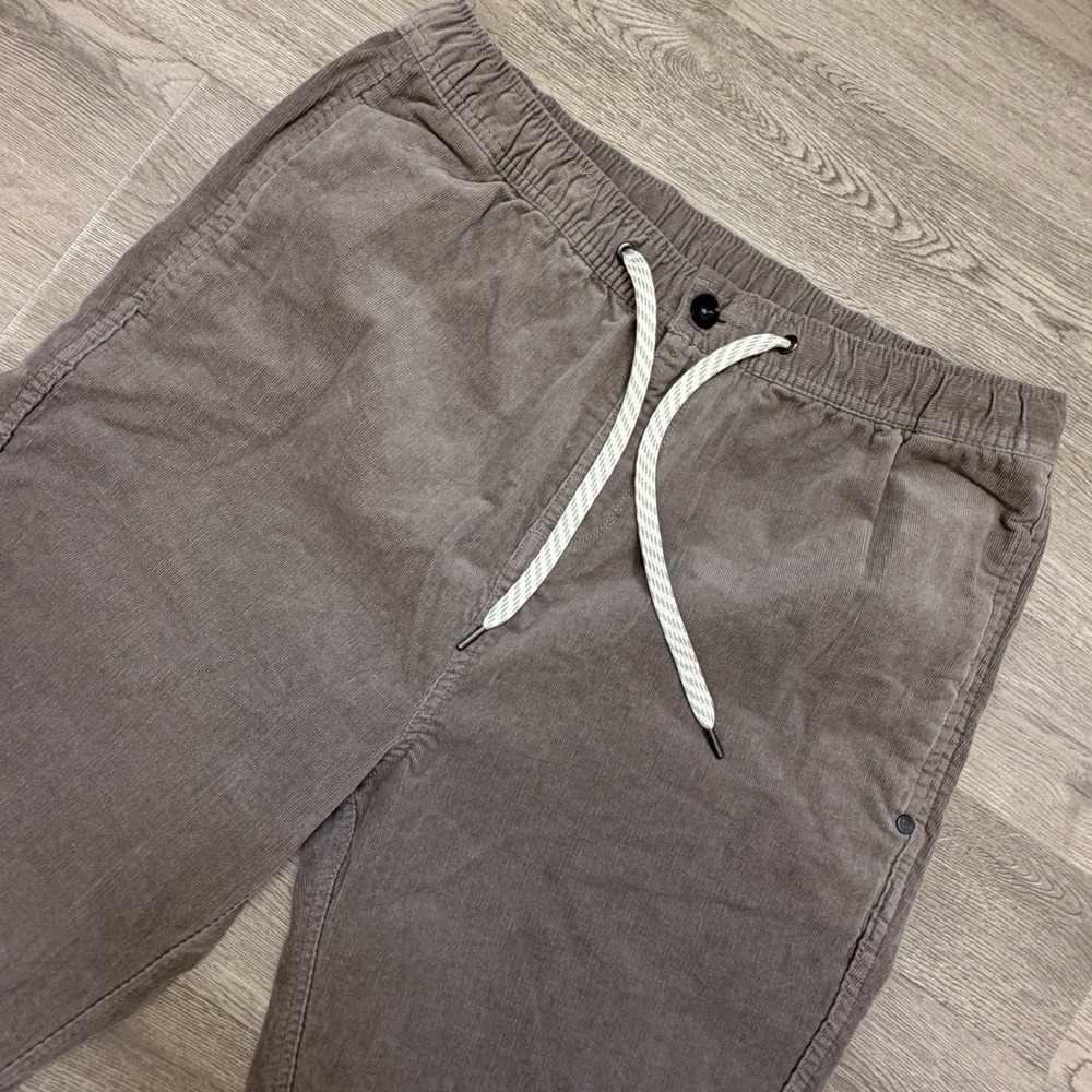 Vuori Optimist Pants Mens XL Walnut Brown Corduroy Drawstring V440